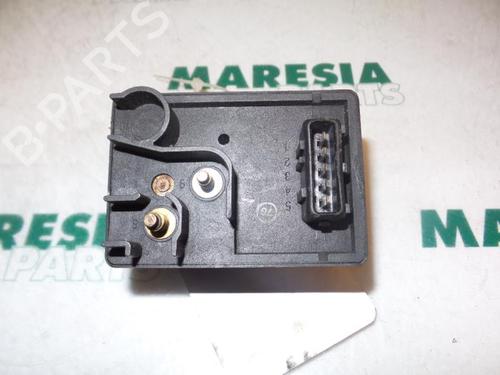 Used Electronic sensor FIAT ULYSSE (220_) 1.9 TD (220AH5) (90 hp) 31469118