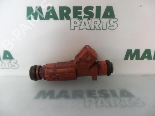Used Injector Injector ALFA ROMEO 147 (937_) 1.6 16V T.SPARK (937.AXA1A, 937.AXB1A, 937.BXB1A) (120 hp) 31496504 31496504