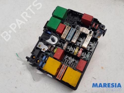 Used Fuse box PEUGEOT 208 I (CA_, CC_) 1.2 VTI 82 (82 hp) 31505470