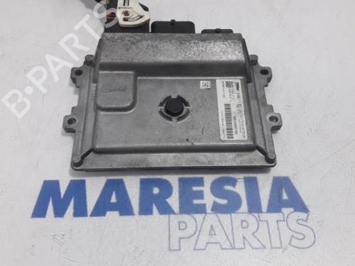 Used Engine control unit (ECU) PEUGEOT 208 I (CA_, CC_) 1.2 VTI 82 (82 hp) 31501585