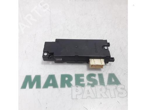 Used Electronic module CITROËN C3 Picasso (SH_) 1.6 VTi 120 (120 hp) 31410202