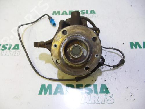 Used Right front steering knuckle CITROËN C3 Pluriel (HB_) 1.6 (109 hp) 31471730