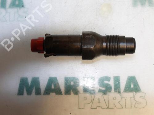 Used Injector CITROËN BERLINGO / BERLINGO FIRST Box Body/MPV (M_) 1.9 D 70 (MBWJZ, MCWJZ) (69 hp) 31473981