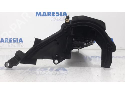 Valve cover CITROËN JUMPY II Van 1.6 HDi 90 8V | BP31442936M124