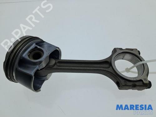 Andre Andre RENAULT CAPTUR I (J5_, H5_) 1.2 TCe 120 (120 hp) 34161716 34161716