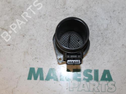 Mass air flow sensor RENAULT ESPACE III (JE0_) 2.2 dCi (JE0K) | BP31425708M95