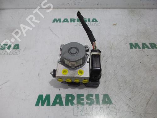 Used ABS pump PEUGEOT 308 II (LB_, LP_, LW_, LH_, L3_) 1.2 VTi 72 (82 hp) 31386139