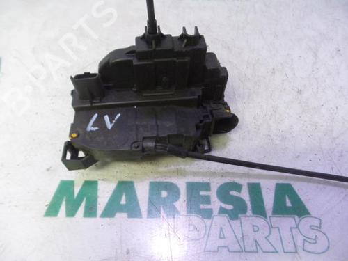 electronic-module-renault-clio-iii-br01-cr01-2005-2006-2007-2008-2009-2010-2011-2012-2013-2014-31525453 main image