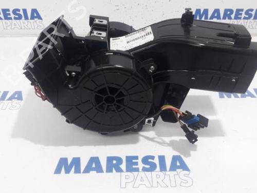 Used Heater blower motor PEUGEOT 508 I (8D_) 2.0 HDi Hybrid4 AWC (163 hp) 31447758