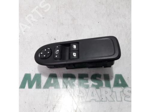Used Switch CITROËN C3 II (SC_) 1.4 HDi 70 (SC8HZC, SC8HR0, SC8HP4) (68 hp) 31477651