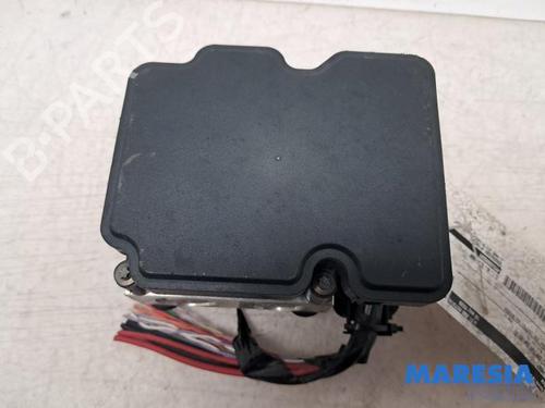 ABS pump RENAULT CAPTUR I (J5_, H5_) 0.9 TCe 90 | BP38758645M43 - Image 4
