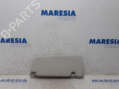 Used Left sun visor RENAULT MEGANE IV Grandtour (K9A/M/N_) 1.5 Blue dCi 95 (K9A2) (95 hp) 31461613