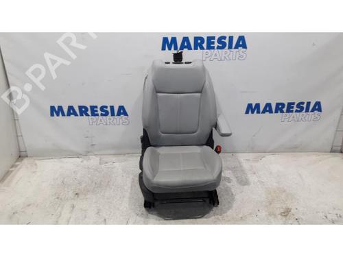 Used Right front seat PEUGEOT 5008 (0U_, 0E_) 1.6 16V (120 hp) 31478348