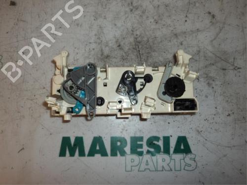 Commande Chauffage CITROËN BERLINGO / BERLINGO FIRST MPV (MF_, GJK_, GFK_) 1.9 D (MFDJY) (68 hp) 31401393