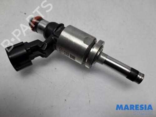 Used Injector RENAULT CAPTUR I (J5_, H5_) 1.2 TCe 120 (118 hp) 31396436