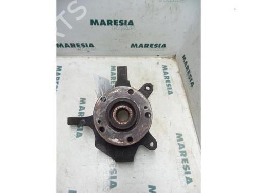 Used Right front steering knuckle RENAULT LAGUNA II (BG0/1_) 1.9 dCi (BG08, BG0G) (120 hp) 31501594