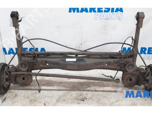 Used Rear axle PEUGEOT EXPERT Van (VF3A_, VF3U_, VF3X_) 1.6 HDi 90 16V (90 hp) 31450683