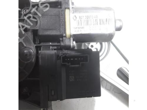 Front right window mechanism RENAULT MEGANE III Hatchback (BZ0/1_, B3_) 2.0 TCe (BZ0K) | BP31409787C23