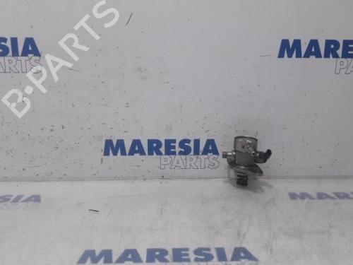 Used Fuel pump PEUGEOT 208 I (CA_, CC_) 1.2 THP 110 (110 hp) 31435967