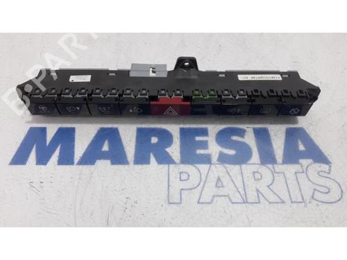 Used Warning switch FIAT PANDA (312_, 319_) 0.9 (312PXG1A) (86 hp) 31404113
