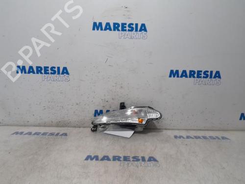 Used Left front indicator PEUGEOT 307 CC (3B) 2.0 16V (136 hp) 31385236