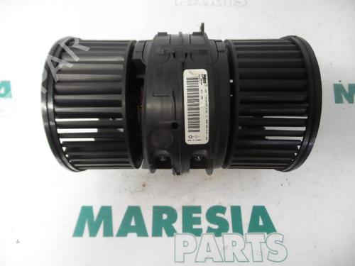 Used Heater blower motor RENAULT SCÉNIC III (JZ0/1_) 1.4 16V (JZ0F, JZ1V) (131 hp) 31452182