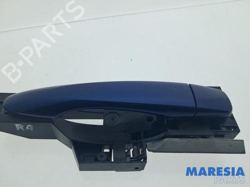Used Rear right exterior door handle Rear right exterior door handle RENAULT KADJAR (HA_, HL_) 1.2 TCe 130 (HLMR) (130 hp) 39690195 39690195