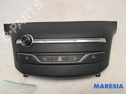 Used Radio Radio PEUGEOT 308 SW II (LC_, LJ_, LR_, LX_, L4_) 1.6 BlueHDi 120 (120 hp) 31420978 31420978