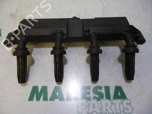 Used Ignition coil PEUGEOT 206 Hatchback (2A/C) 1.4 i (75 hp) 31390892