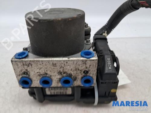 Used ABS pump ABS pump PEUGEOT 107 (PM_, PN_) 1.0 (68 hp) 34496478 34496478