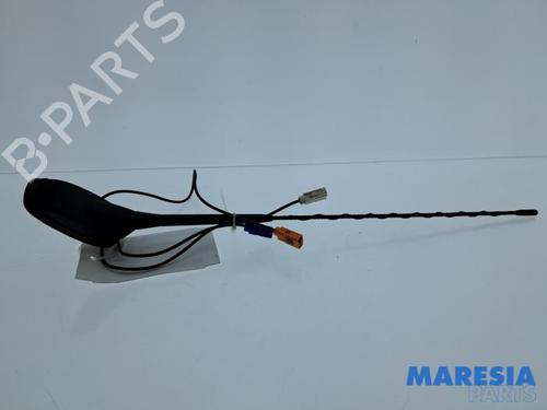 Antenne/Base Antenne/Base CITROËN C3 III (SX) 1.2 THP 110 (SXHNPS, SXHNZT, SXHNZ6) (110 hp) 34006982 34006982