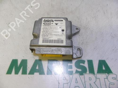 Used ECU airbags RENAULT MASTER II Van (FD) 2.2 dCI 90 (FD0G, FD0N, FD2G, FD2N, FD3G, FD3N) (90 hp) 31536921