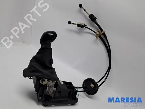 Used Gear lever PEUGEOT 208 I (CA_, CC_) 1.4 VTi (95 hp) 31417637