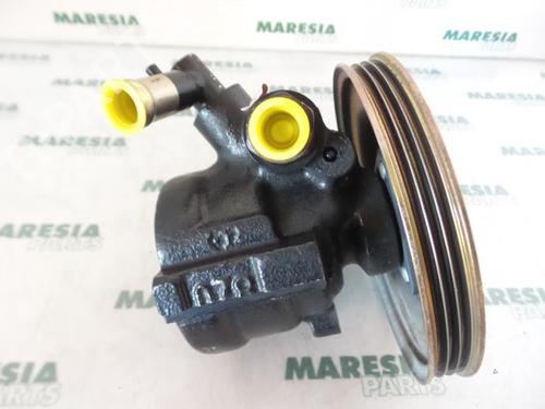 Used Steering pump FIAT BRAVO I (182_) 1.6 16V (182.AB) (103 hp) 31514103