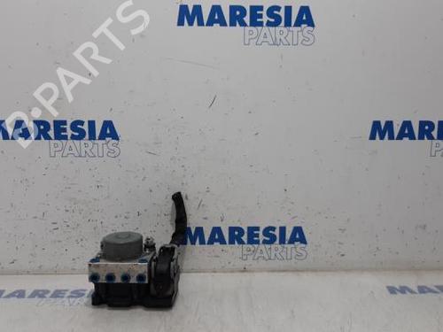 Used ABS pump FIAT PANDA (312_, 319_) 0.9 (312PXG1A) (86 hp) 31409493