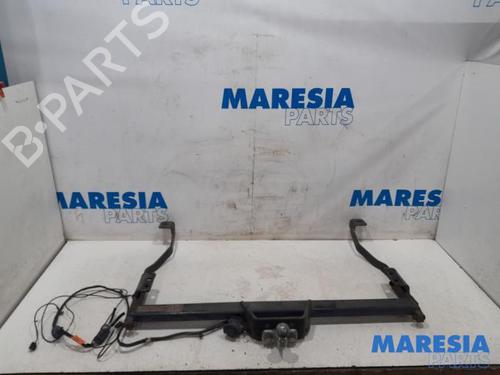 Trækkugle/Mekanisme RENAULT TRAFIC III Van (FG_) 1.6 dCi 90 (FGME) (90 hp) 31527013