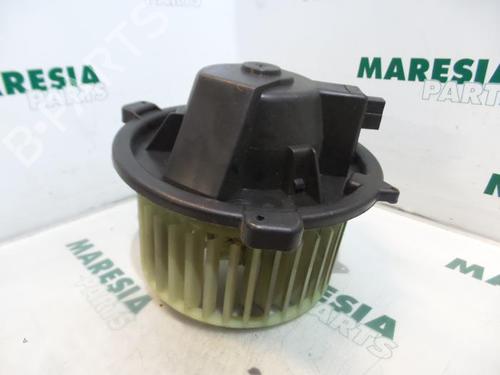 Used Heater blower motor LANCIA Y (840_) 1.2 (840AA, 840AF1A) (60 hp) 31525872