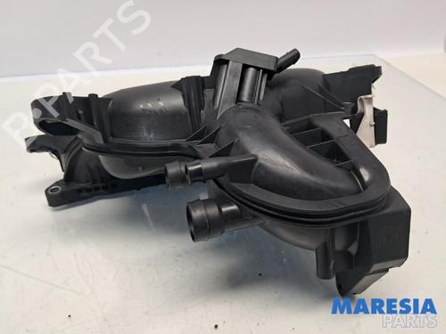 Injection rail CITROËN C4 Picasso II 1.6 THP 155 | BP31496916M98 