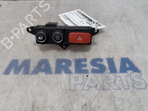 Advarselskontakt ALFA ROMEO 159 Sportwagon (939_) 2.4 JTDM (939BXD1B, 939BXD12) (200 hp) 31423125