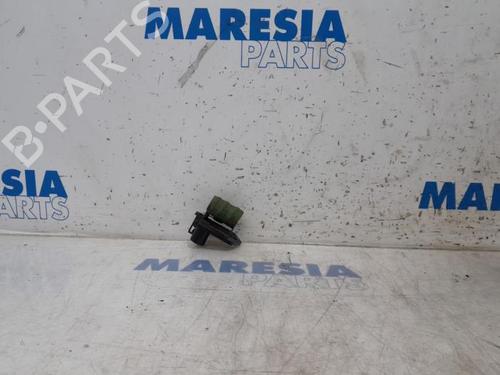 Used Electronic sensor FIAT DOBLO Cargo (263_) 1.3 D Multijet (90 hp) 31522981