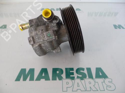 Used Steering pump RENAULT ESPACE IV (JK0/1_) 3.0 dCi (JK0J, JK0V) (177 hp) 31458838