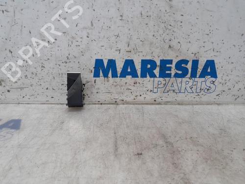 Used Switch DS DS 3 / DS 3 CROSSBACK (UR_, UC_, UJ_) 1.2 PureTech 130 (URHNSS) (131 hp) 31436277