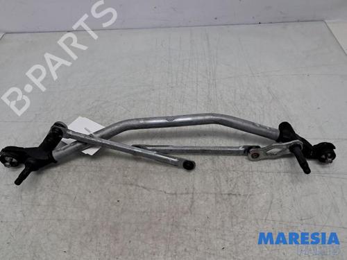 Used Front wipers mechanism PEUGEOT 2008 II (UD_, US_, UY_, UJ_, UR_, UC_) 1.2 PureTech 100 (USHNK) (101 hp) 32351630