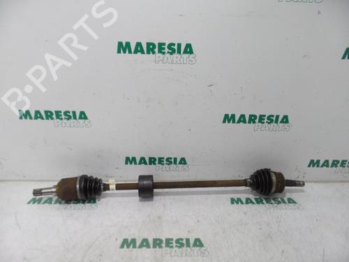 Used Right front driveshaft FIAT GRANDE PUNTO (199_) 1.2 (65 hp) 31482826
