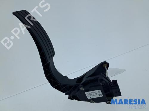 Pedale Pedale RENAULT CAPTUR I (J5_, H5_) 1.2 TCe 120 (120 hp) 37034351 37034351