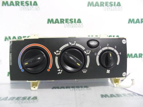 climate-control-renault-megane-scenic-ja01_-1996-1997-1998-1999-2000-2001-31537382 main image