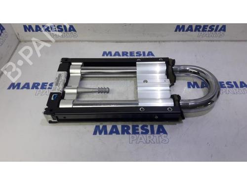 Used Electronic module PEUGEOT 207 CC (WD_) 1.6 16V (120 hp) 31432845