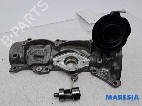 Used Valve cover RENAULT SCÉNIC IV (J9_) 1.3 TCe 140 (140 hp) 31506469