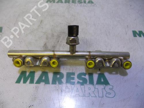 Used Injection rail PEUGEOT 208 I (CA_, CC_) 1.6 GTi (200 hp) 31441150