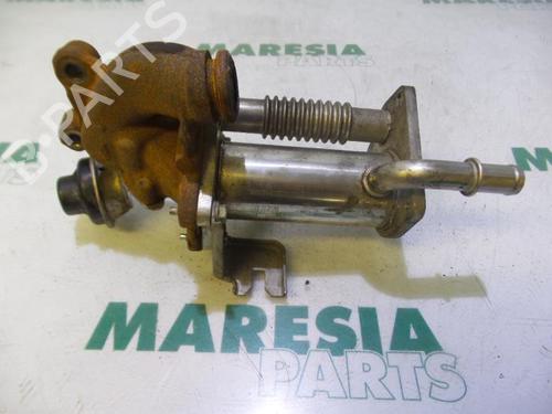 heater-matrix-renault-clio-iii-br01-cr01-2005-2006-2007-2008-2009-2010-2011-2012-2013-2014-31514779 main image